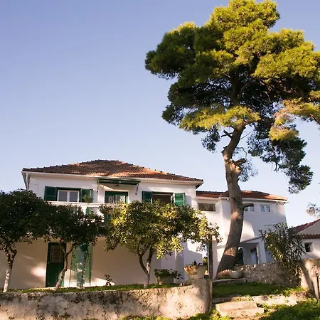 Eleni Villa Kothréas