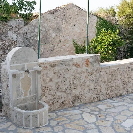 Eleni Villa Kothreas