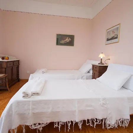 Villa Eleni Kothreas