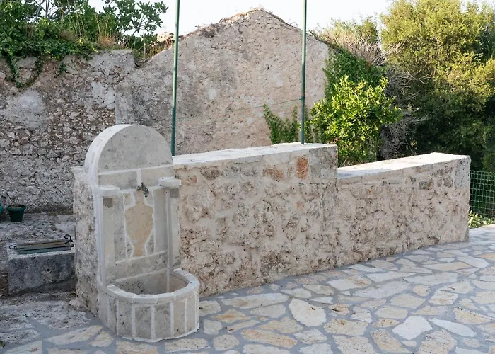 Eleni Βίλα Κοθρέας